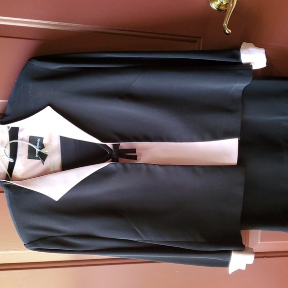 Positive Attitude 3pc suit with skirt. Pink & black classic. Size 10 EUC - Picture 1 of 13